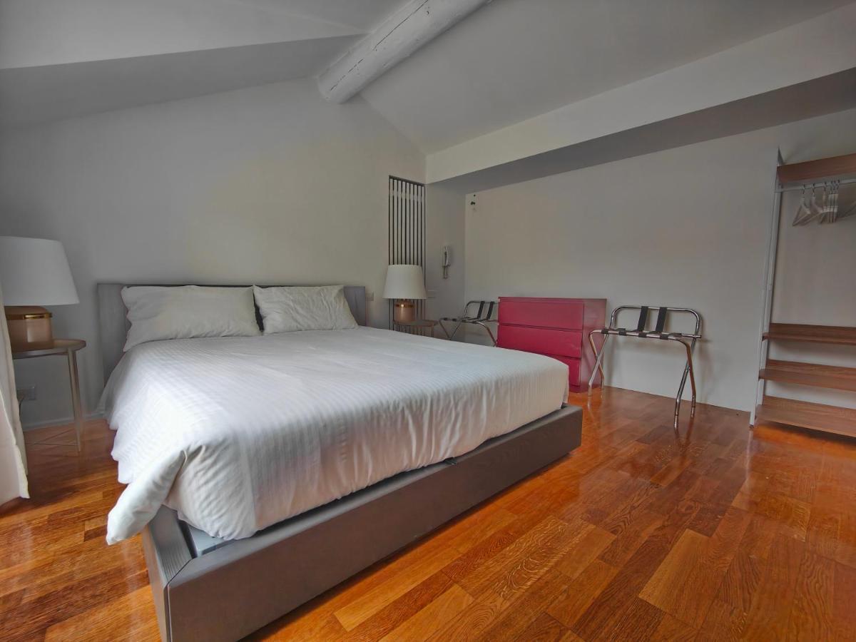 Crocetta - Design Apartment With Terrace Milano Eksteriør billede
